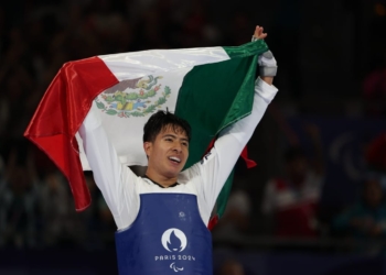 Le da plata Luis Mario Nájera a México en para taekwondo de París 2024