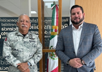 Analizan Ismael Burgueño y titular de Aduana de Tijuana estrategias  para agilizar cruces fronterizos