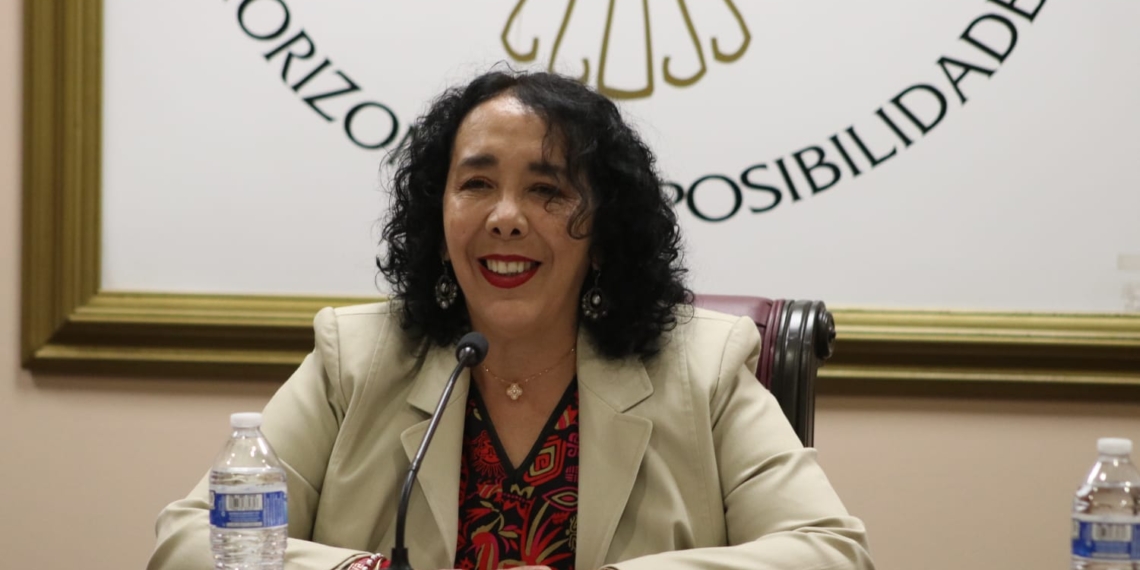 Entrega Araceli Brown su Tercer Informe de Gobierno en Sesión Solemne de Cabildo