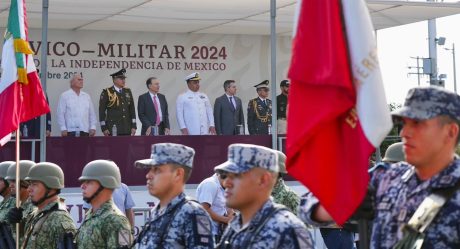 Encabeza Gobernador Durazo desfile cívico-militar en celebración por el 214 aniversario de la independencia de México