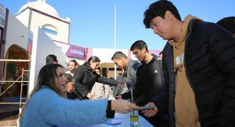 Continúa gobierno municipal con registro de jóvenes para obtener cartilla del SMN