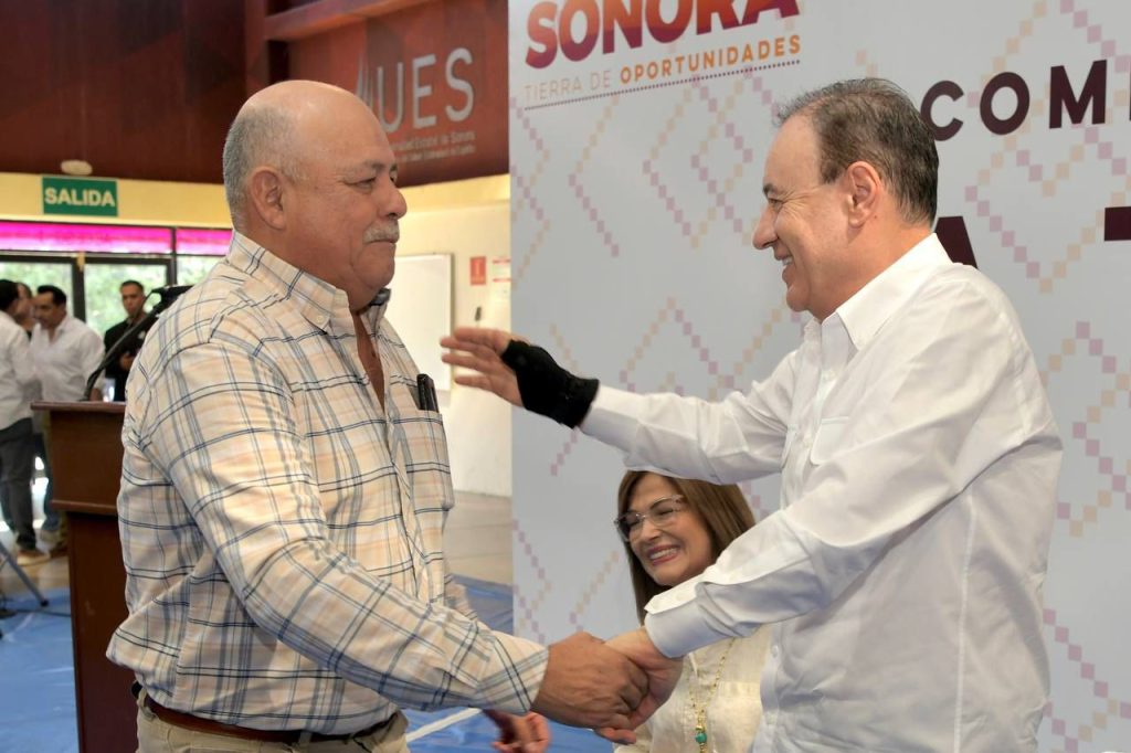 Resuelve Gobernador Durazo sentida demanda de pensión alimentaria de jubilados y pensionados del Ayuntamiento de Hermosillo