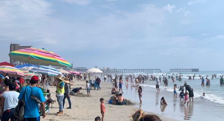 Gran afluencia de turistas durante el fin de semana en Playas de Rosarito