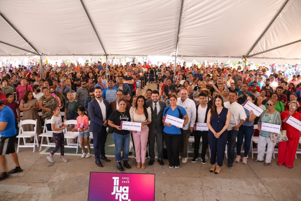 Gobierno de Montserrat Caballero autorizó más de 393 mdp en créditos para emprendedores de Tijuana