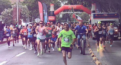 Triunfan Valdez y Mendoza en 42 carrera del Día de la Independencia