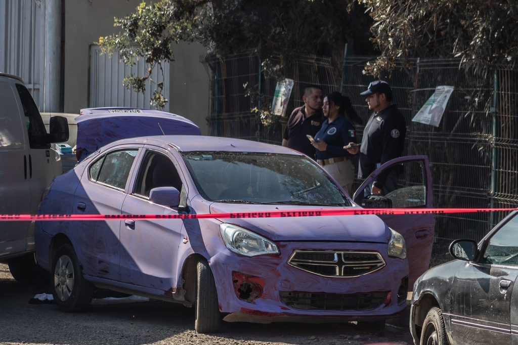 Hallan cadáver dentro de un auto en la Zona Norte