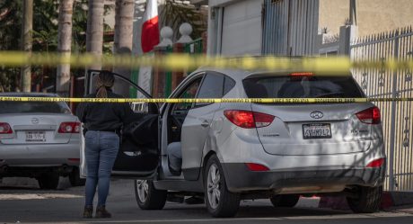 Mujer es asesinada a bordo de su vehículo en Playas de Tijuana