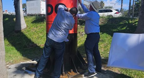 Ayuntamiento de Tijuana clausura cinco espectaculares instalados en la Vía Pública