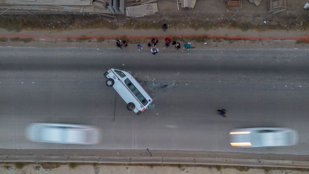 Taxista-vuelca-en-la-Via-Rapida-Alamar