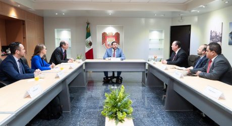 Alcalde Ismael Burgueño recibe al Cónsul General de Estados Unidos Christopher Teal