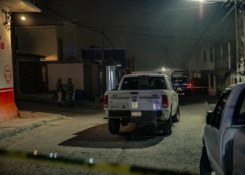 Convoy de policías fue atacado mientras realizaban un recorrido