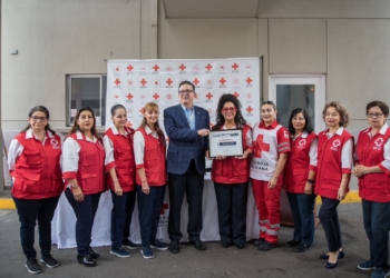 Donan unidad de Primera Respuesta a Cruz Roja Tijuana