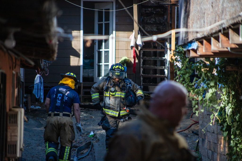 Se incendia vivienda de madera