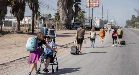 Tras doce horas de bloqueo levantan plantón en la carretera Aeropuerto