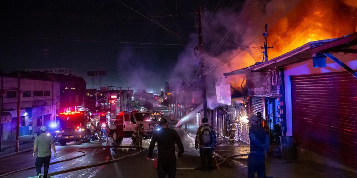 Se incendian cinco locales en Zona Centro