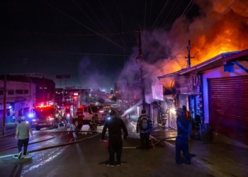 Se incendian cinco locales en Zona Centro