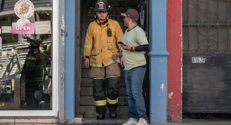 Provocan incendio en habitación de hotel en la Zona Centro