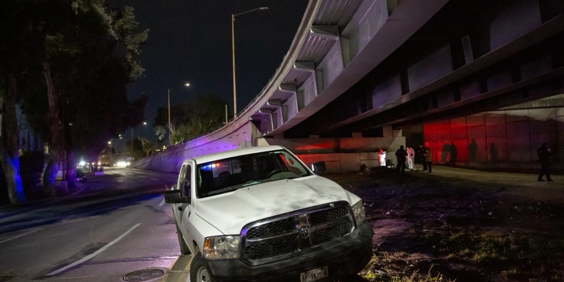 Matan a hombre abajo de un puente de la Vía Rápida Oriente