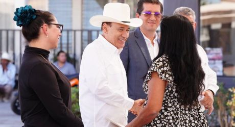 Cumple Gobernador Durazo a población del mayo con acciones de vivienda, vialidades y becas