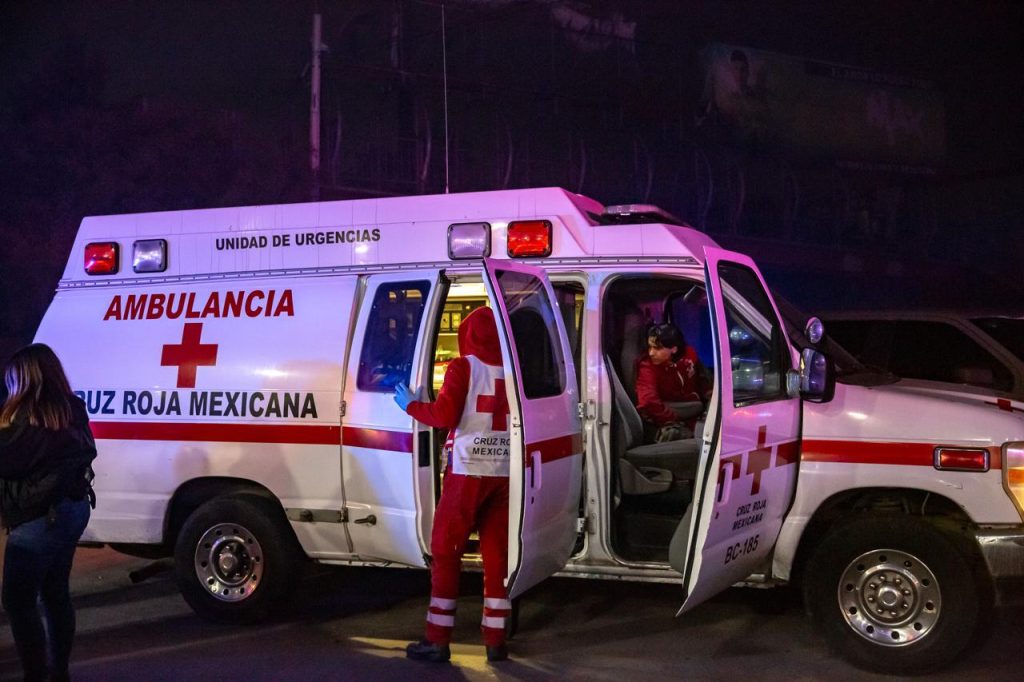 Pasajera recibe un balazo por el conductor de una pick up que los seguía