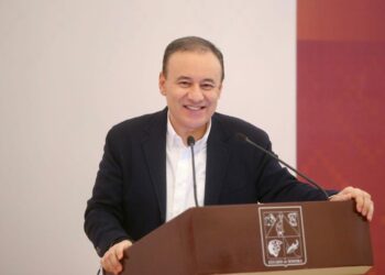 Gobernador Durazo impulsa inversión extranjera para fortalecer industria de electromovilidad