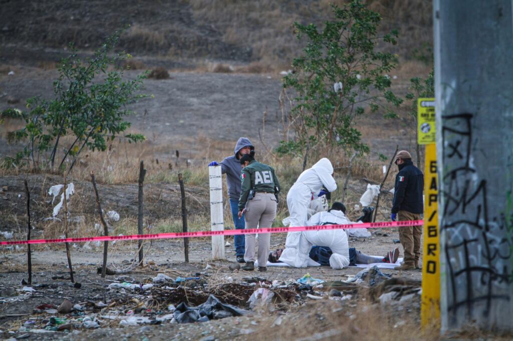 Asesinan a un hombre a un costado de las Vías del Tren