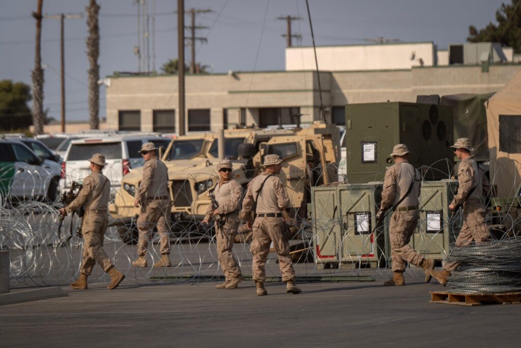 Alrededor de 500 militares arriban a la frontera con México para fortalecer la seguridad