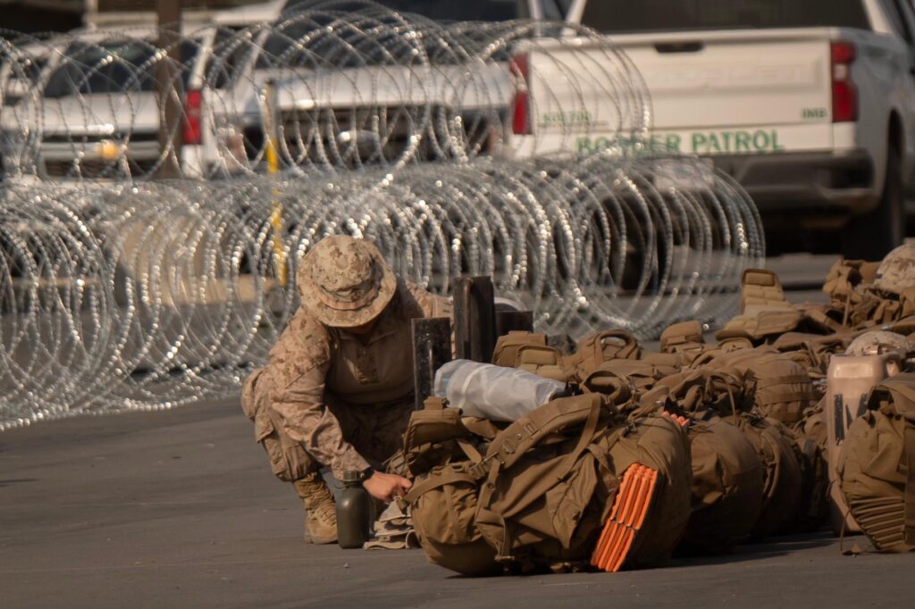 Alrededor de 500 militares arriban a la frontera con México para fortalecer la seguridad