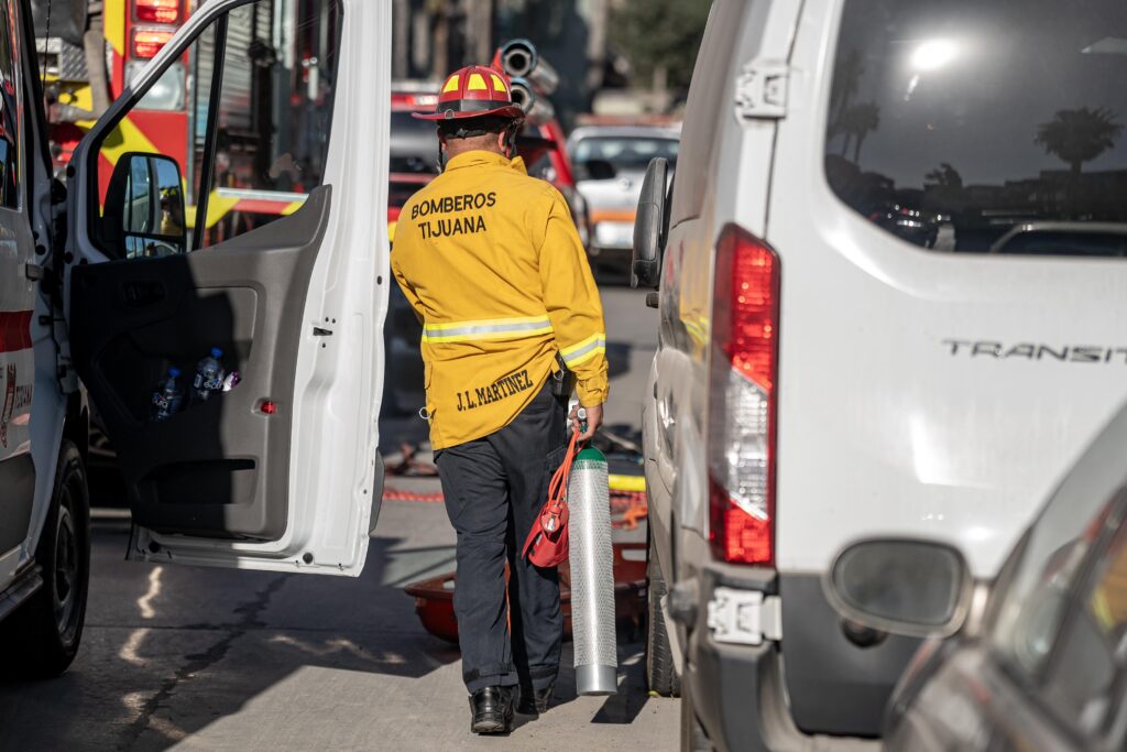 Trabajador se desploma cuando pintaba la cisterna de un hospital de Zona Río