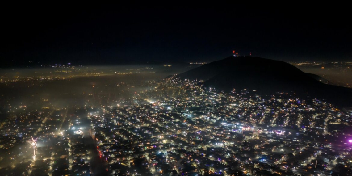 Un adulto y un menor heridos por balas perdidas durante festejos decembrinos en Tijuana