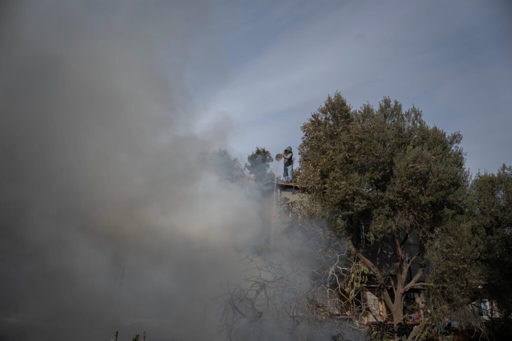 Incendio consume vivienda y deja una persona sin vida