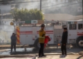 Incendio consume una casa y afecta dos más en la colonia El Tecolote