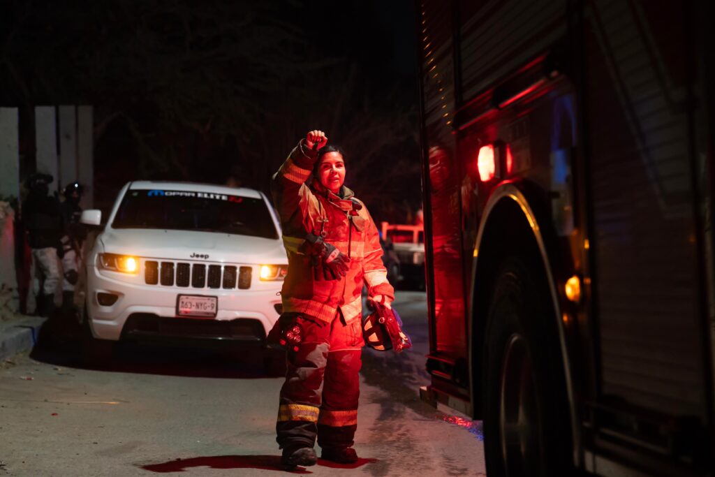 Incendio consume vivienda en colonia Anexa Morelos