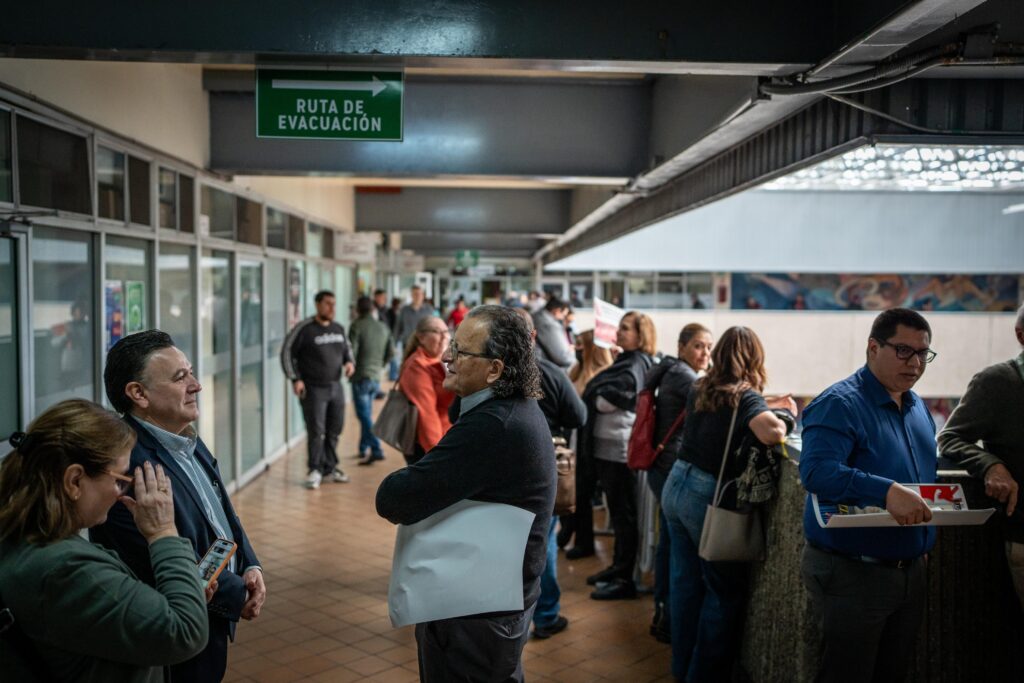 Ciudadanos se manifiestan por construcciones ilegales en Hacienda de Aguacaliente