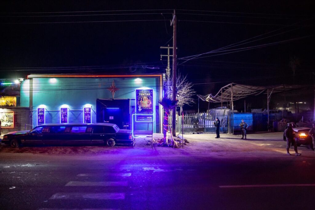 Balean al guardia del bar La Tentación