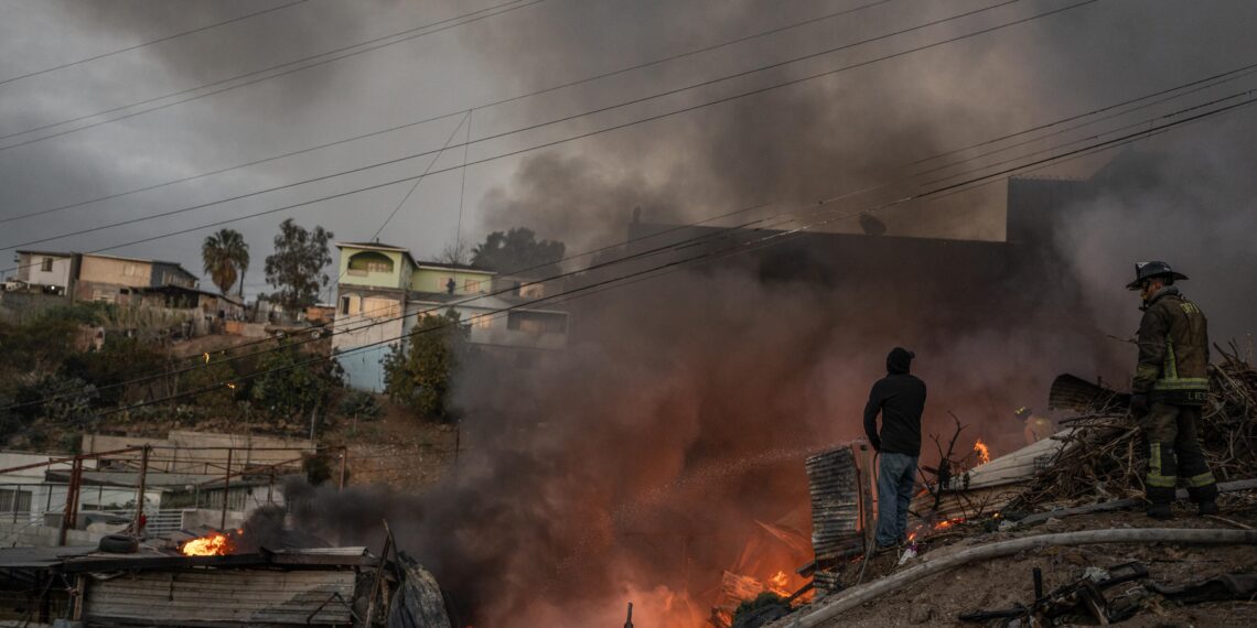 Incendio en La Liber; un taller y dos casas afectadas