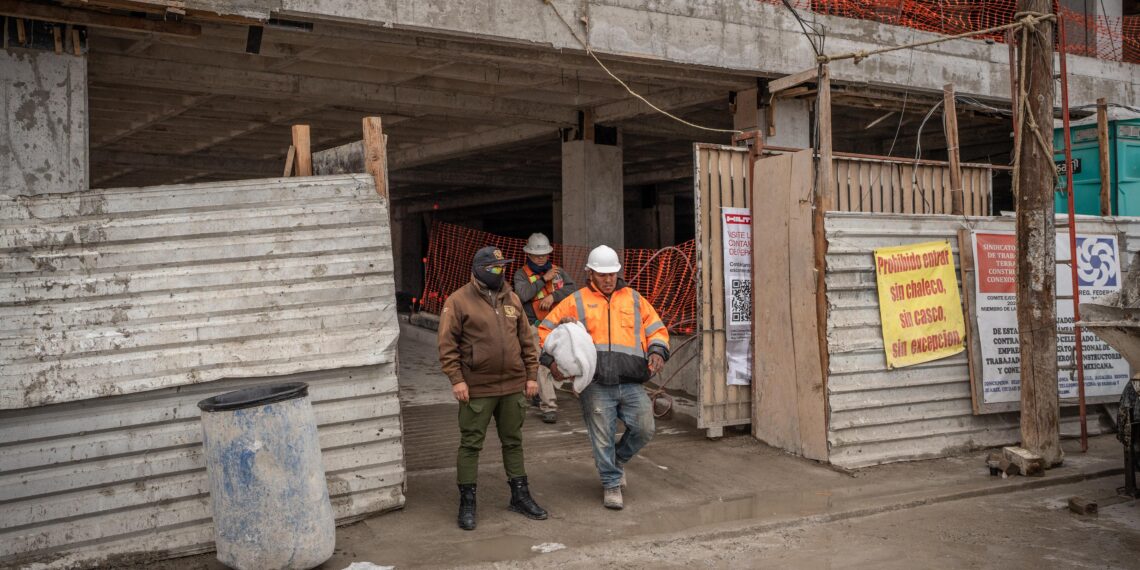 Trabajador cae de una construcción; es el segundo en la semana