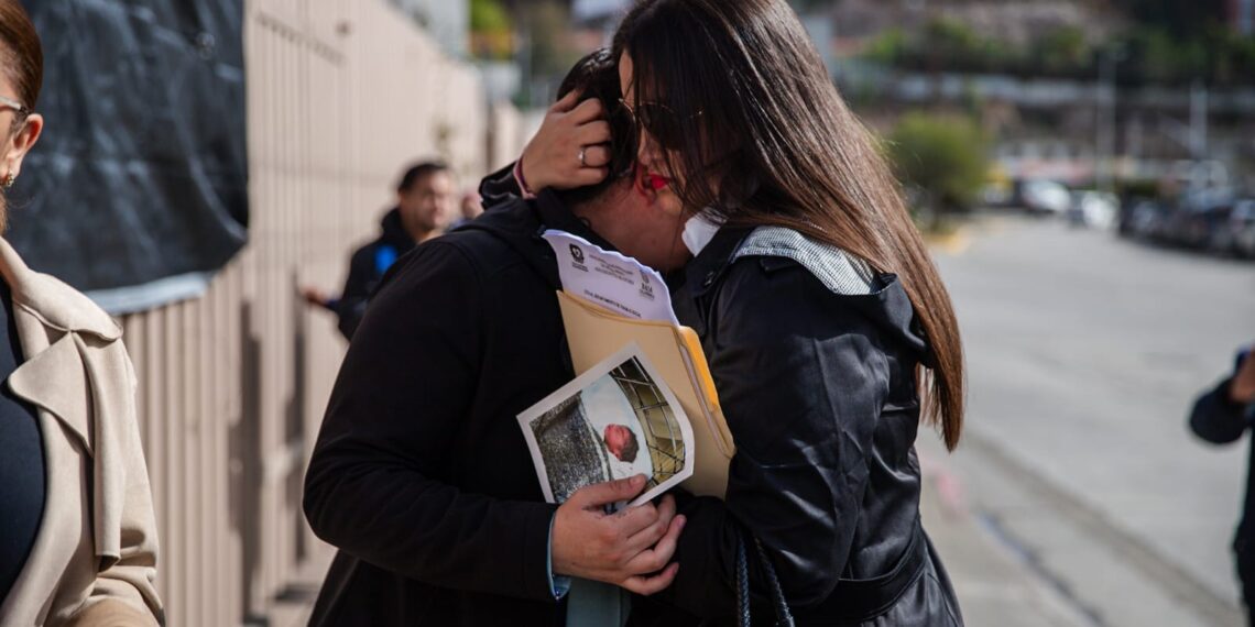 Madres denuncian retención irregular de sus hijos en el Hospital Materno Infantil 