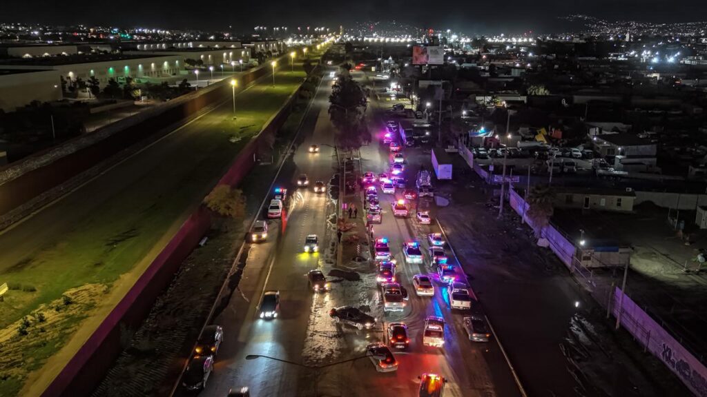 Residentes del Maclovio Rojas liberan la carretera Aeropuerto