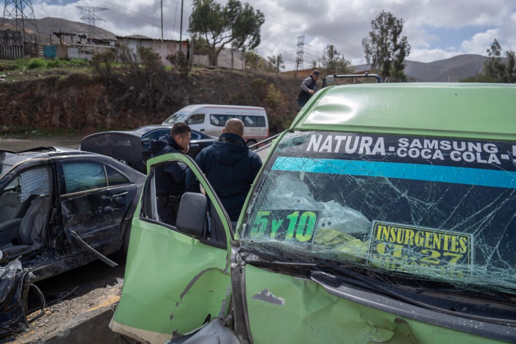 12 personas lesionadas en aparatoso accidente en bulevar 2000 de Tijuana