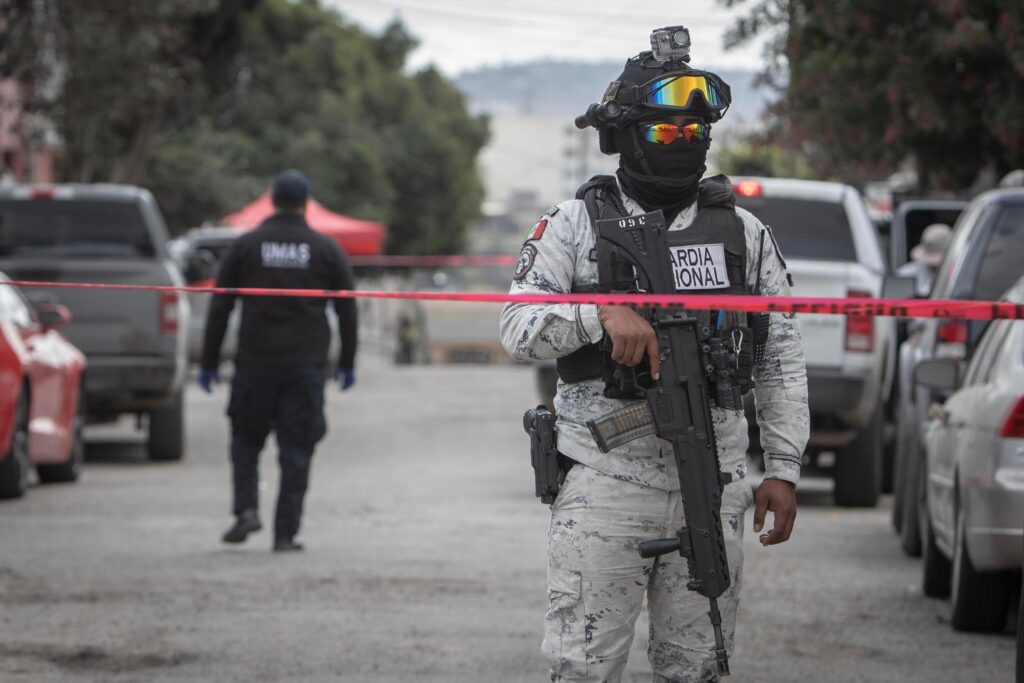 Tiroteo en novenario deja un muerto y dos heridos en la 70-76