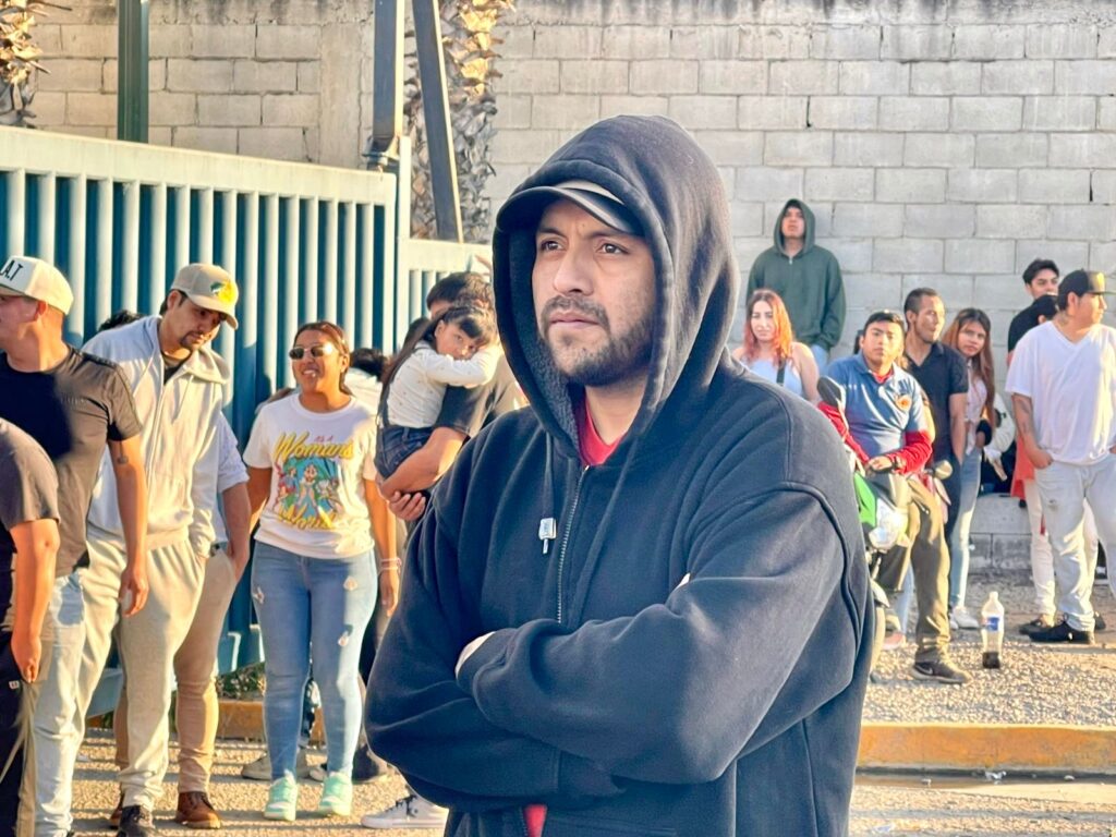 Trabajadores de Woori Printing protestan por pagos retenidos