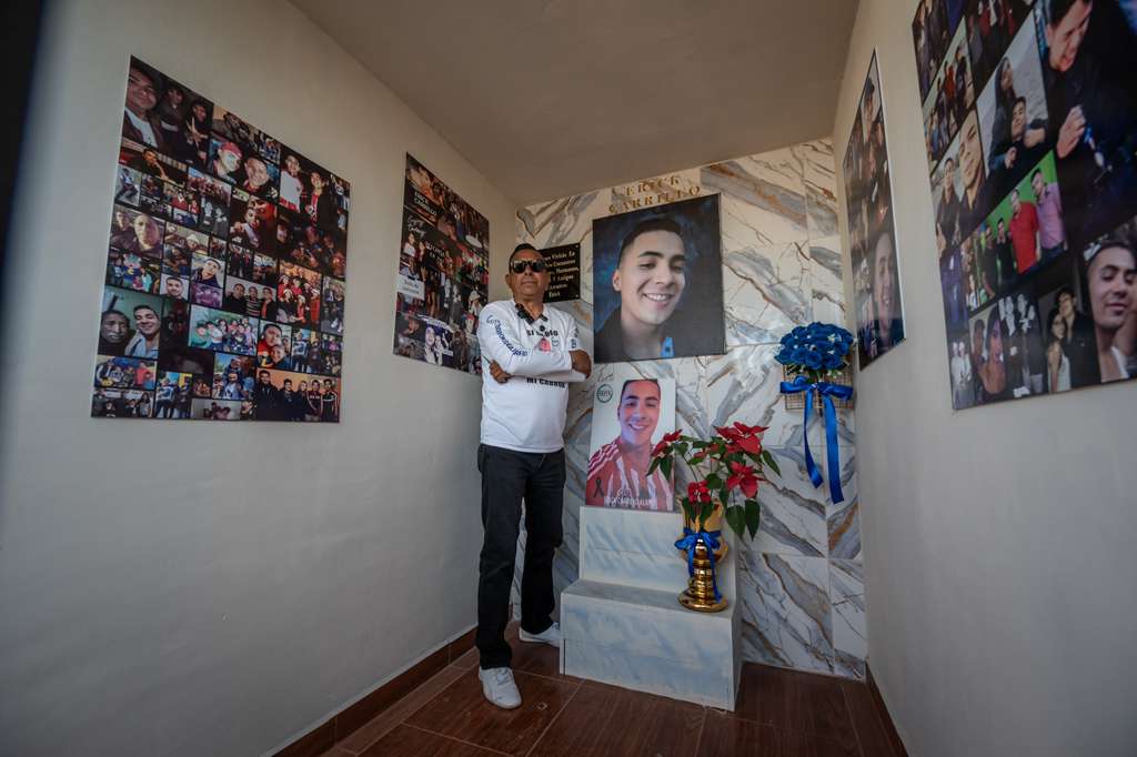 Capilla en memoria de Erick Carrillo es instalada en la Vía Alamar