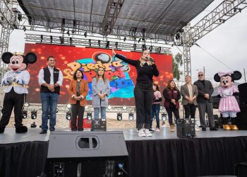 Día de Reyes en Mariano Matamoros reúne a miles de familias en Tijuana