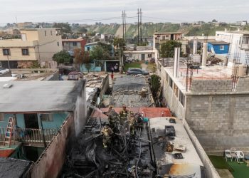 Incendio en Vista Encantada consume cuarto de madera; no hubo lesionados