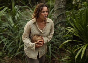 ¡AYUDA!: Sam Raimi estrena tráiler de su thriller psicológico para enero 2026