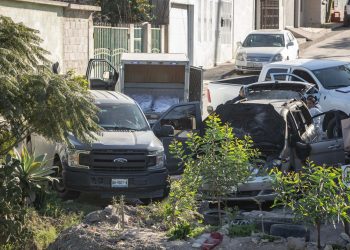 Camioneta incendiada en El Pípila: hallan cuatro cuerpos calcinados en Tijuana