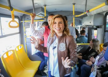 Capacitan a operadores de transporte público en BC: van más de 7 mil 200