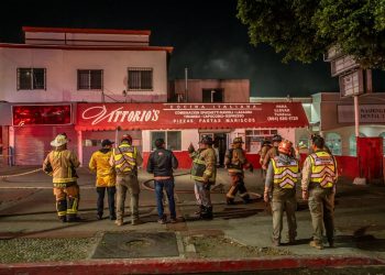 Conato de incendio en restaurante Victorio’s moviliza a Bomberos en Zona Centro