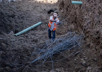 Socavón en Rosarito: reparan cruce Juárez–Hisense; anuncian obra de 3.5 mdp